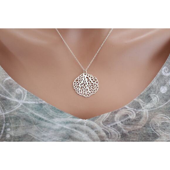 Sterling Silver Sea Fan Round Necklace, Sterling Silver Sea Fan Round Necklace - Picture 1 of 4